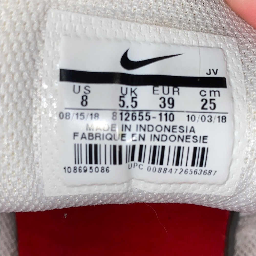 “White” Nike’s - Picture 2 of 2